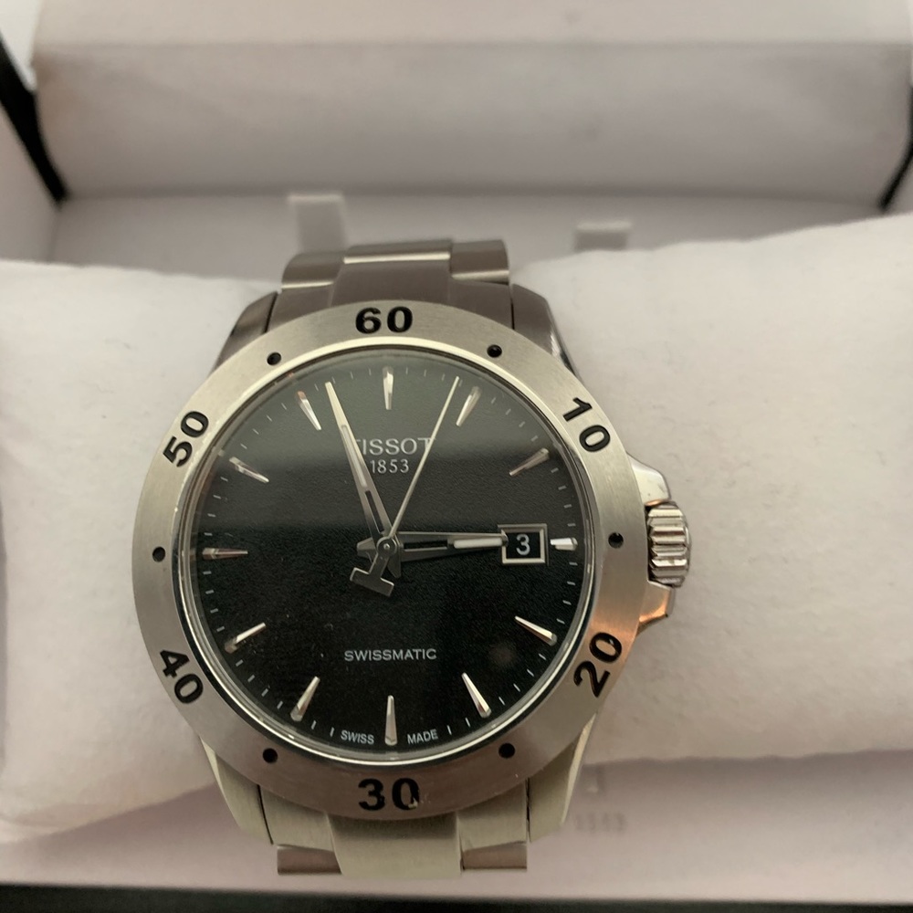 Tissot v8 automatic